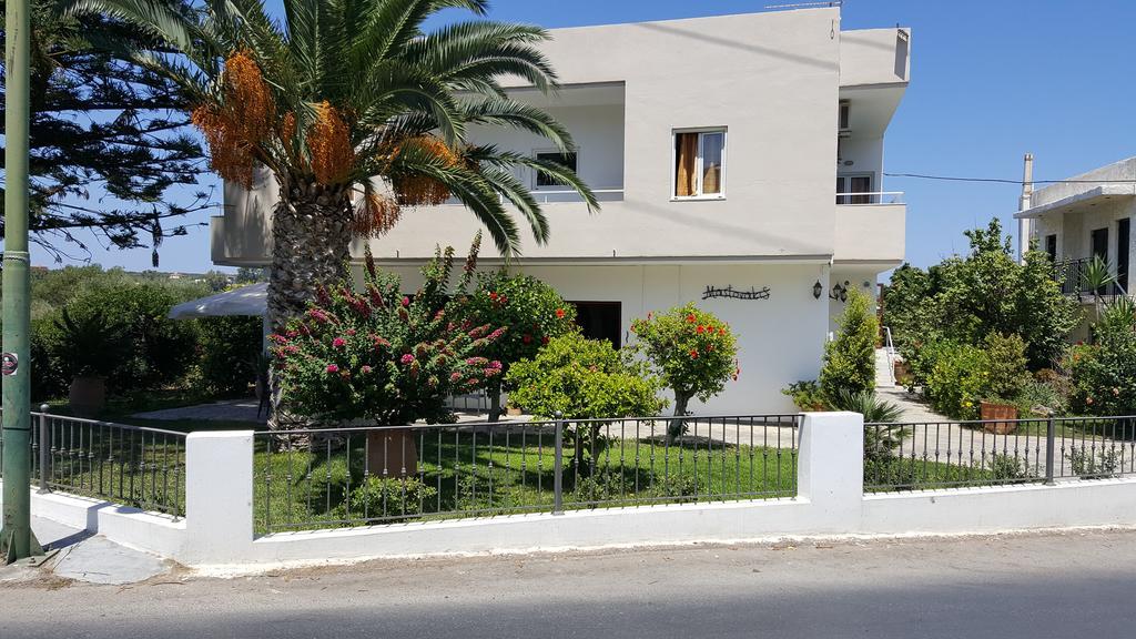 Mastorakis Hotel And Studios Херсонисос Екстериор снимка