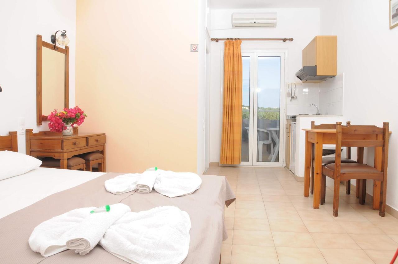 Mastorakis Hotel And Studios Херсонисос Екстериор снимка