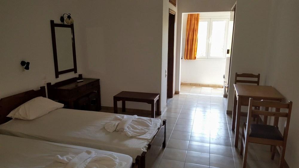 Mastorakis Hotel And Studios Херсонисос Екстериор снимка