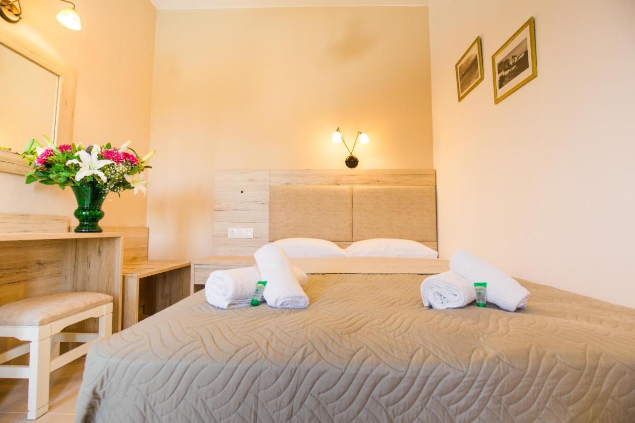 Mastorakis Hotel And Studios Херсонисос Екстериор снимка